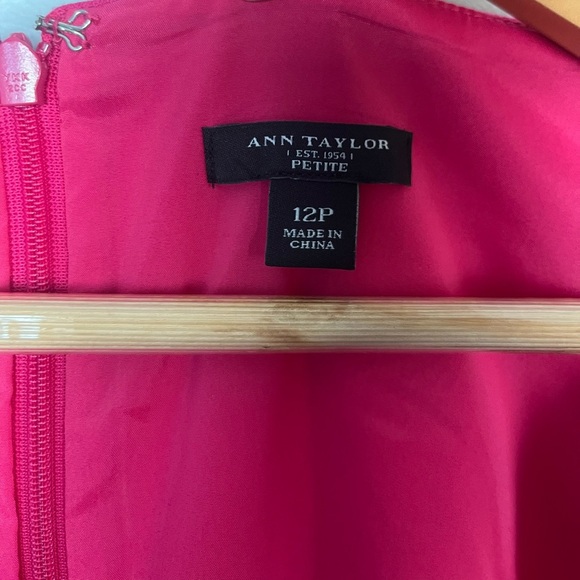 Ann Taylor Pink Half Sleeve Dress Size 12 petite mod - Picture 4 of 8